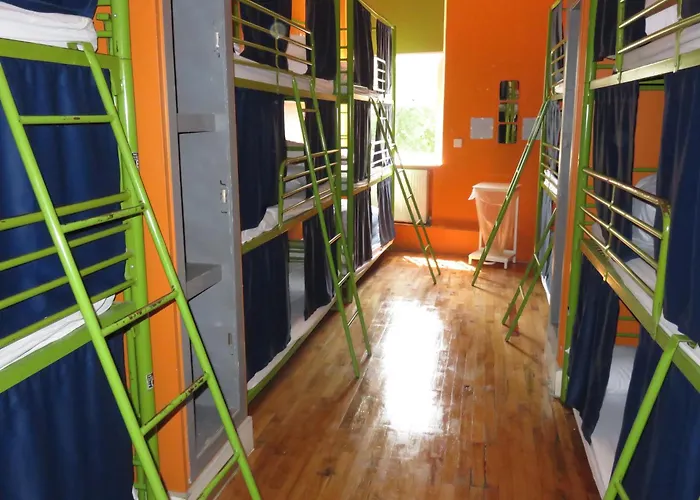 Home Brighton BackpackersHostel